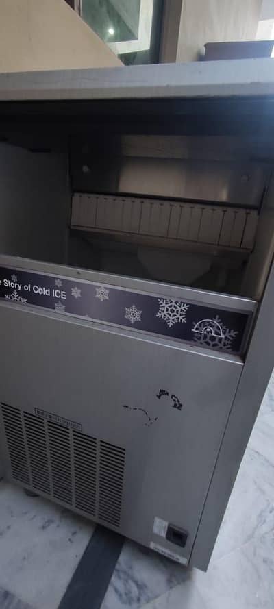 100 percent imported ice maker