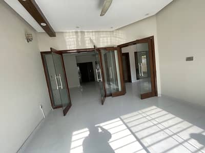 One Kanal Upper Portion Available For Rent In Dha Phase 6