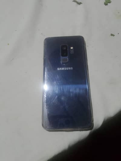 samaing s9 ha 6 128 ha sirf glass brak ha baking 10.10ha ki masala nhi