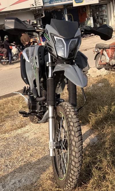 Zonsen Cyclone 250cc trail bike