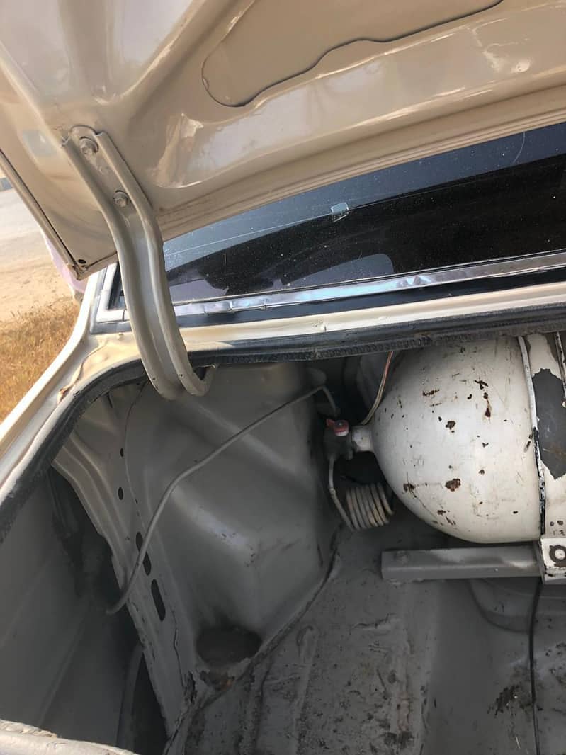 اندرونی جینون اچھی حالت میں ہے اےسی سٹارٹ انجن گیر کلیر ٹائر نے 10