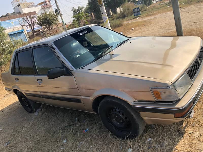 اندرونی جینون اچھی حالت میں ہے اےسی سٹارٹ انجن گیر کلیر ٹائر نے 18