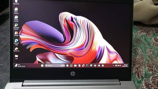 HP LAPTOP G6 430 | Core i5 8th gen | 8gb RAM | 256 gb SSD |