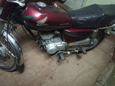 Honda 125 all okay documents clear