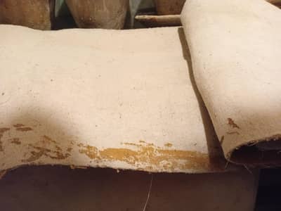 sale carpet urgent. .