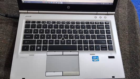 Hp elite book 8460p 8gb Ram 256 Gb Hard drive