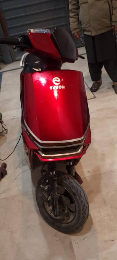 Eveon Pronto Scooty pH no:03344144663