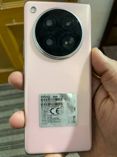 infinite zero 40 256 GB 10/10