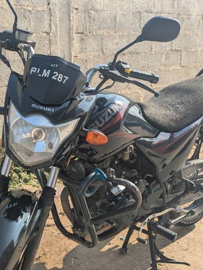 GR 150 black color. 10/10condition