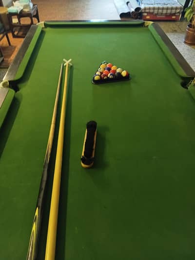 used pool table good condition