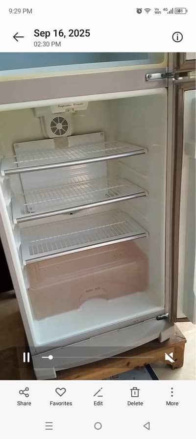 new condition fridge no opn no repair excellent working