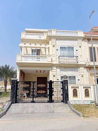 Spanish Beautiful Designed 5 Marla House For RENT in Etihad TOWN Phase 1
