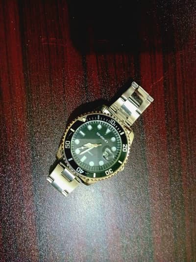 Men's with Rotating Dial and Attractive Colour Combination