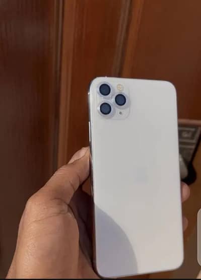 iPhone 11 pro max . 256GB pta
