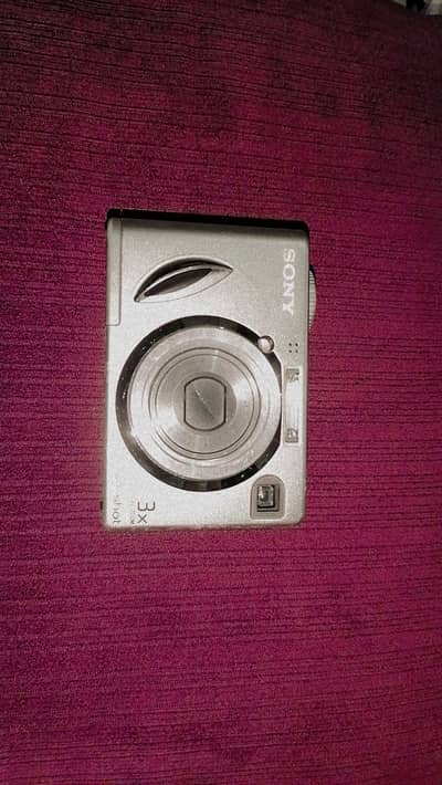 Sony DSC-W7 Digital camera