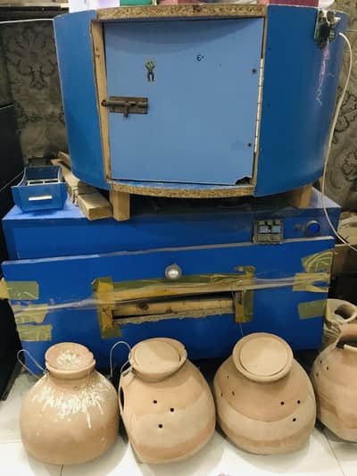 Handi, Incubator, Brooder