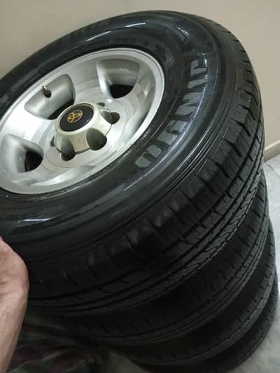 Toyota lamd cruiser LC 80 series alloy rims 275/70 R16