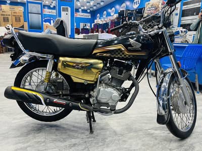 Honda  125 special edition golden
