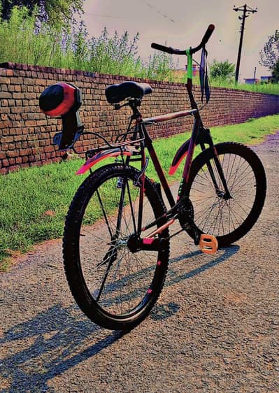 Cycle urgent for sale  ma na sirf 2 month chelai bilkul brand new hai