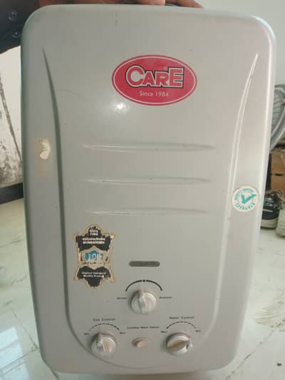 Care gyser for sale vol. 06Lit, age one year