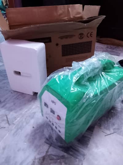 solar system with bettry