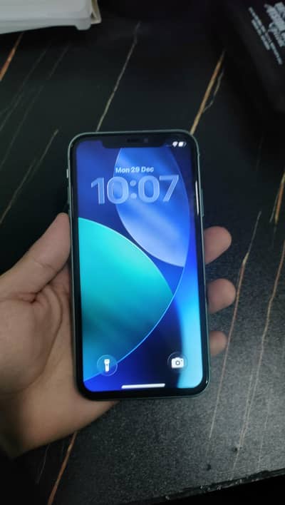 Iphone 11 PTA 128gb green