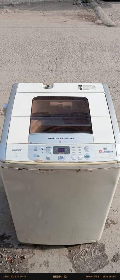 Dowlance 9.5 kg full autumitec washing machine only 26000