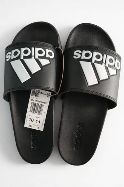 Brand New Adidas Adilette Comfort Slides