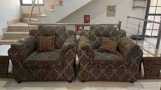 5 seater sofa, good as new