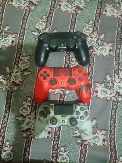 Ps4 controllers