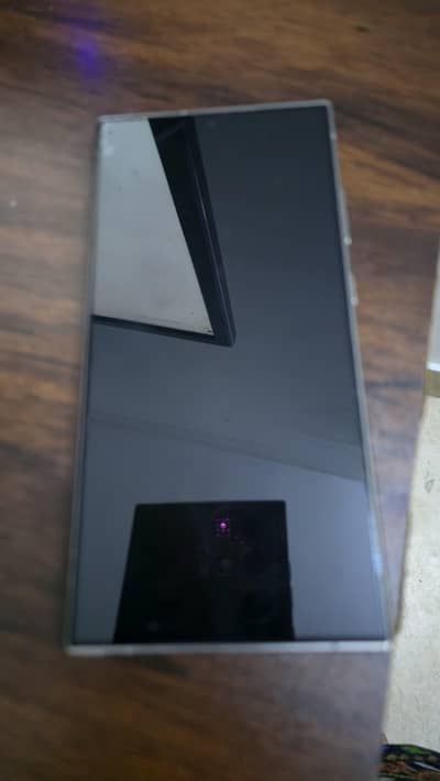 Samsung Galaxy s24 ultra in excellent condition for urgent sale. .