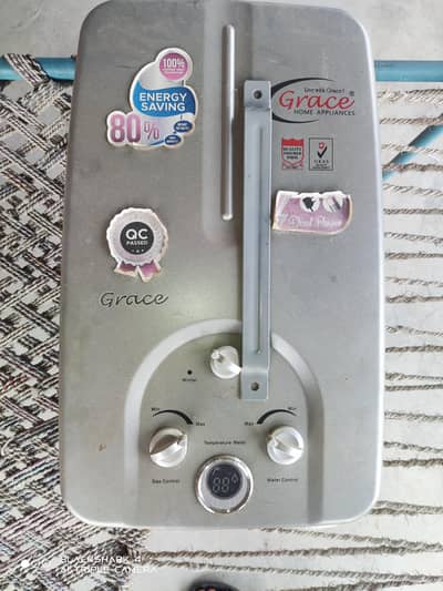 used geyser for sale ,,, condition new with stickers