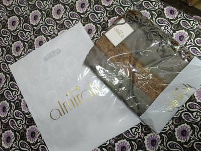 Almirah Branded Winter Shawls