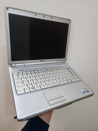 Dell Inspiron 1420 (Read Ad carefully)