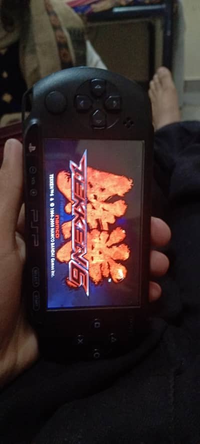 psp E1003 street new