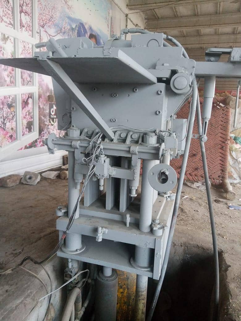 interlocking bricks machine 8