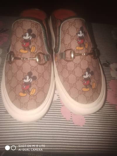 GUCCI. BACK LESS SHOES FOR GIRLS