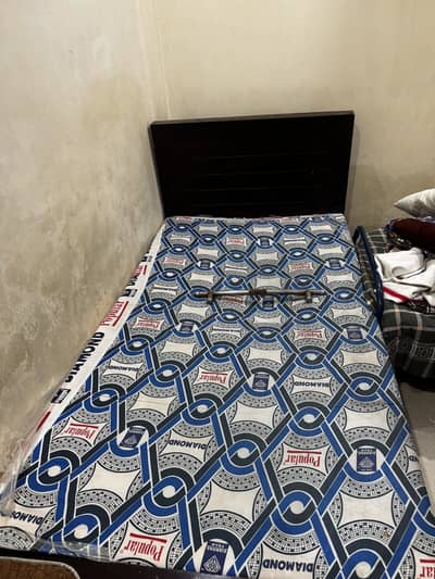 Single bed wooden