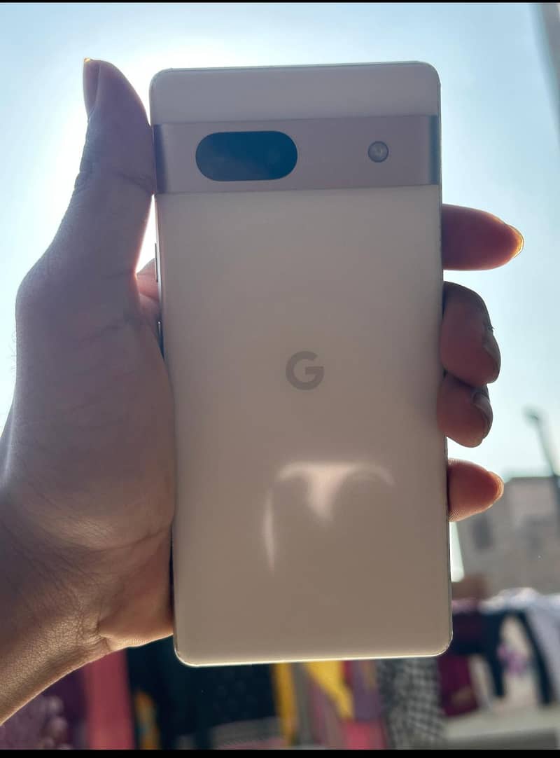Google pixel 7a 4