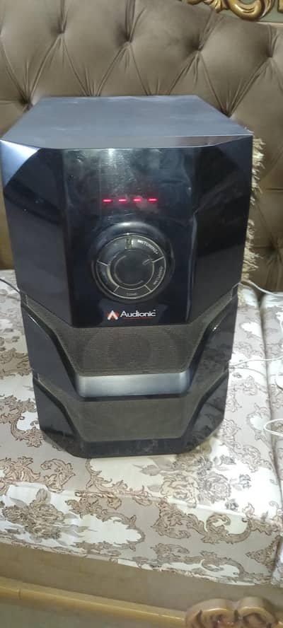 audionic woofer with speaker