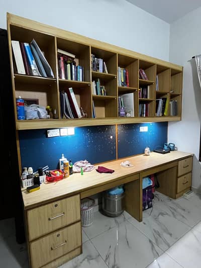 Complete Study Table with Shelve