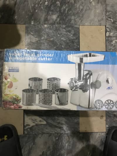 Super Meat Grinder and Vegetable Cutter 03167457326