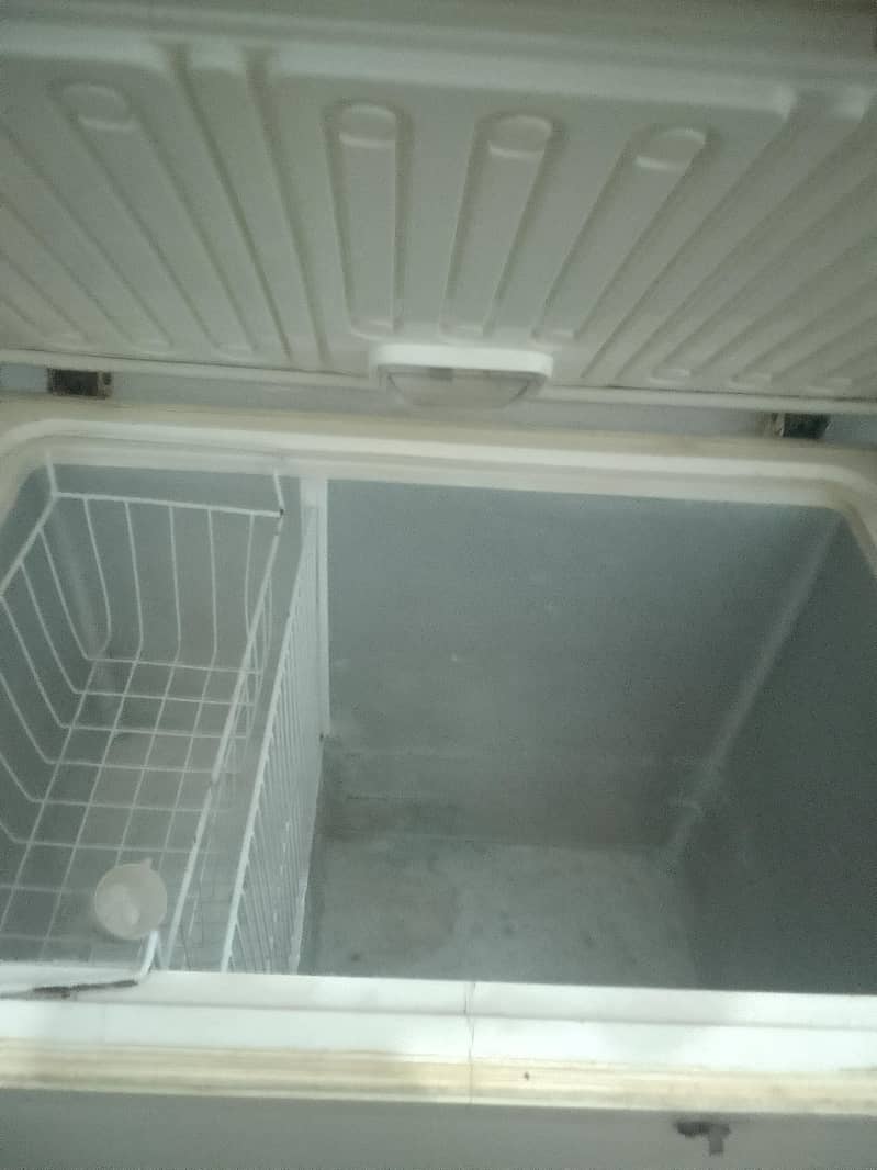 waves  deep freezer 2