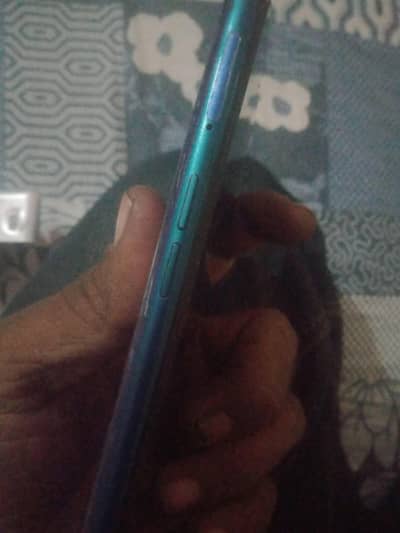 3/32 oppo a5s,blue color,PTA official approved, front camera blur h,