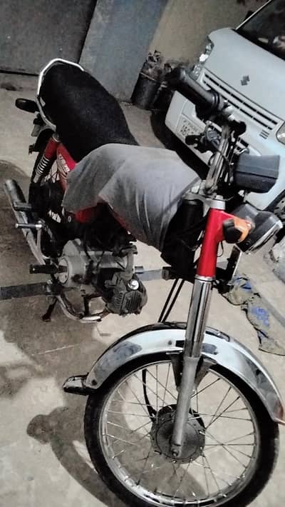 United 70cc Bike in Excellent Condition