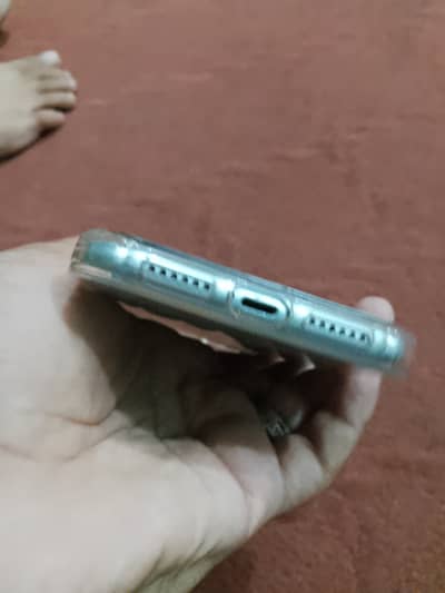 iPhone 11 non pta 128gb battery healthy 94