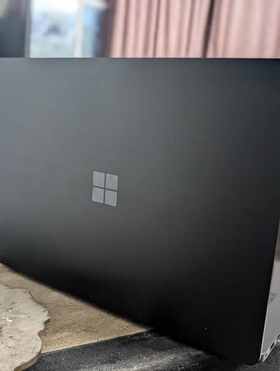 Microsoft Surface Laptop 7 - 15 inch- Snapdragon x elite - 32GB - 1TB