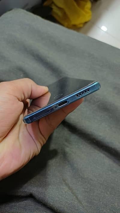 vivo v30 5G 12GB 256GB