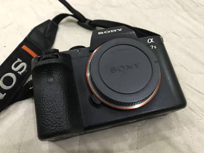 Sony A7ii With 2 batteries and charger