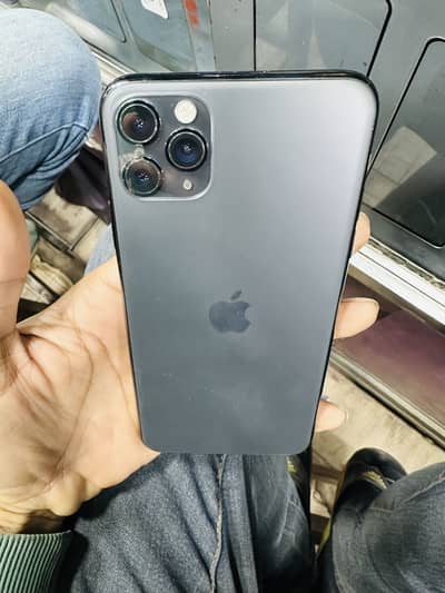 I phone 11 pro max 256 GB PTA approved